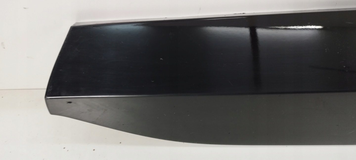 BMW XM G09 moulding door right front front 9851023