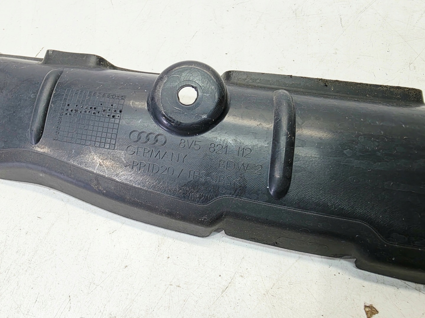 Insonorisation Aile Droit AUDI A3 8V Berline 8V5821112