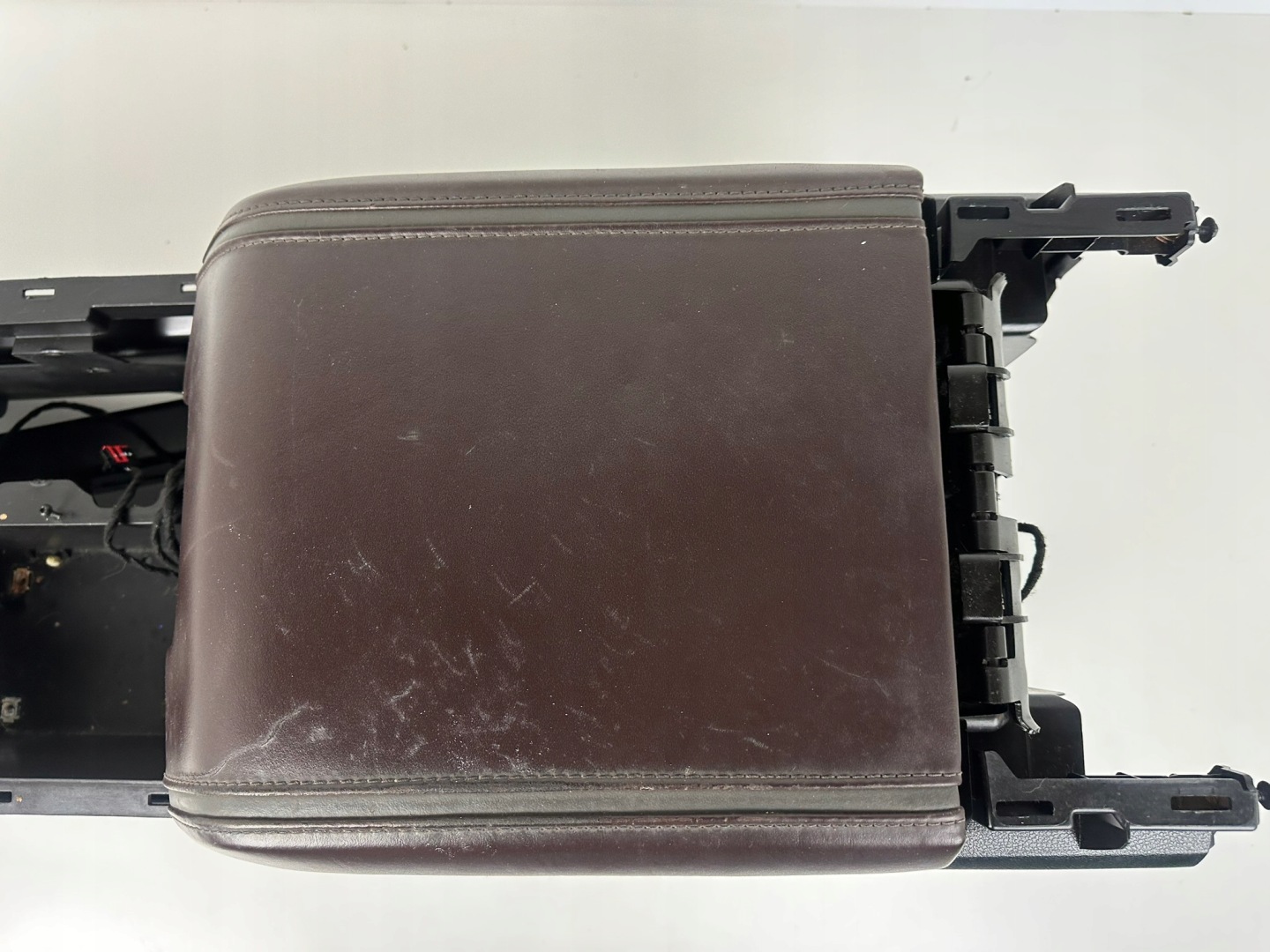 FORD F150 15- XIII SUPERCREW TUNEL central armrest