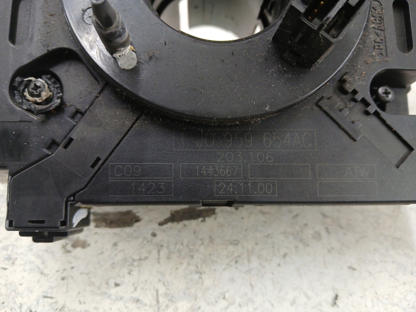 VW GOLF IV VW PASSAT B5 DEVIO LUCI TERGICRISTALLO TERGI 1J0959654AC 4B0953503H
