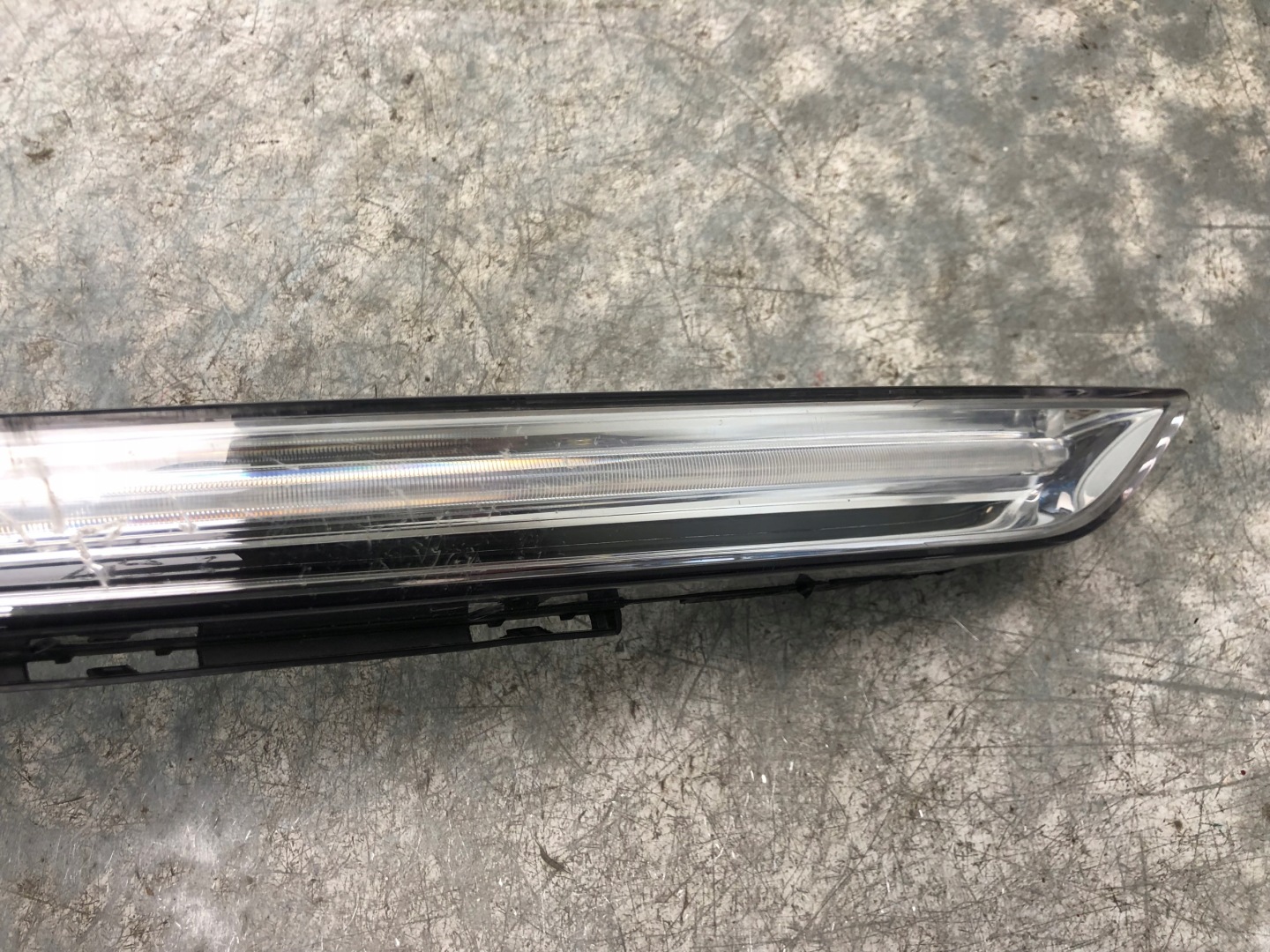 light indicator LED DRL right PORSCHE CAYENNE 7P5941182J