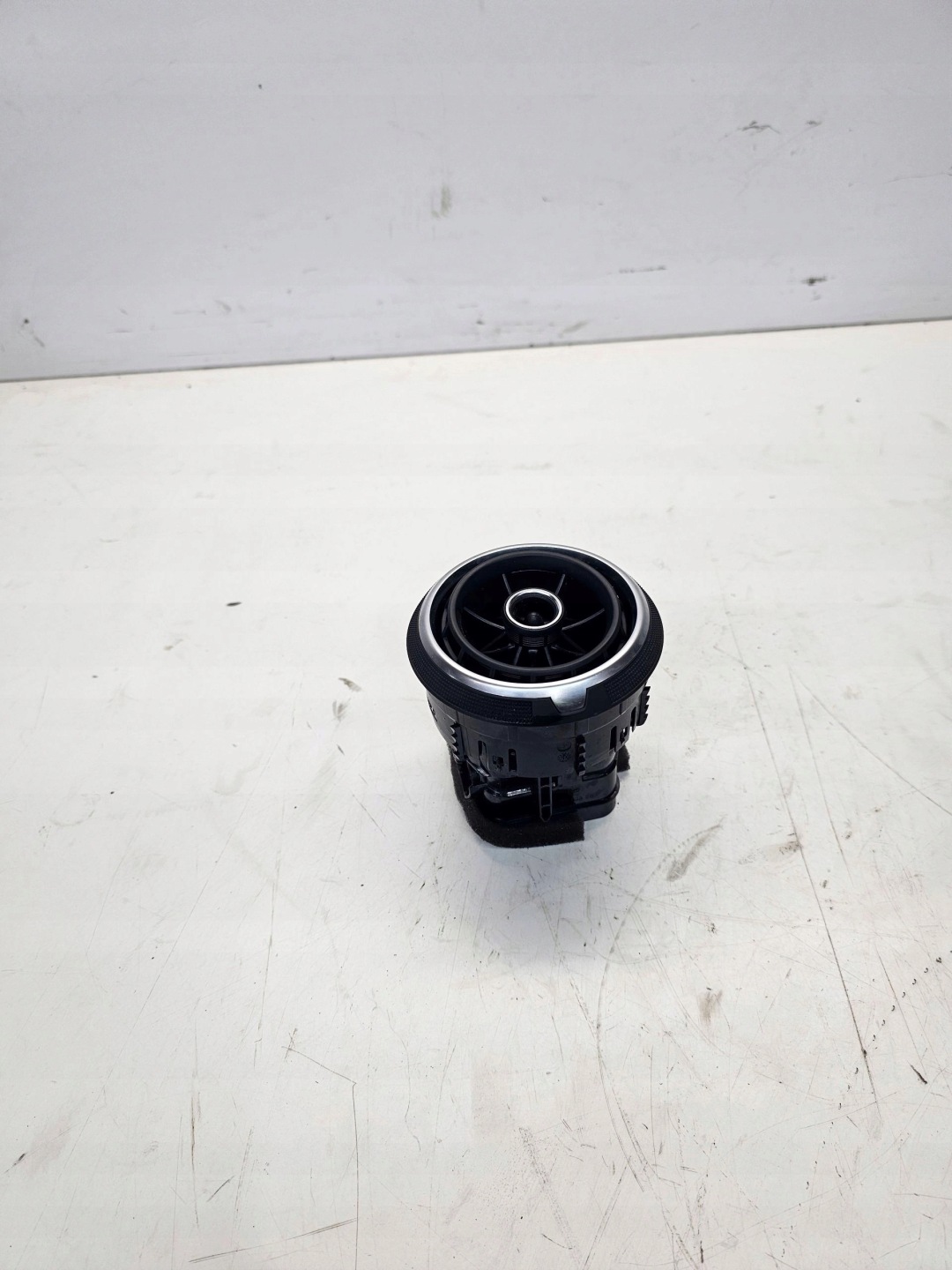 rešetka rešetka ventilacije armature AUDI A3 8V 8V0820901