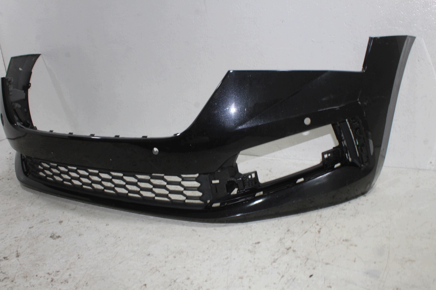 Skoda Scala bumper front front 657807221