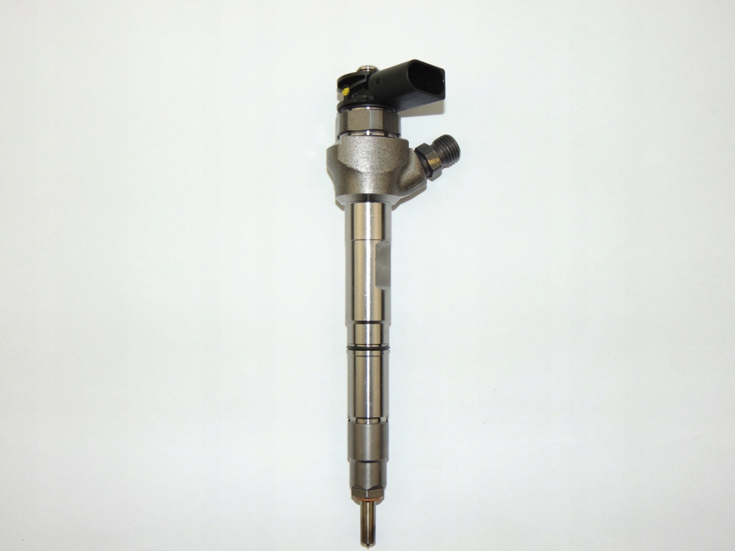 injector nozzle 2.0TDI 05L130277E 0445110835