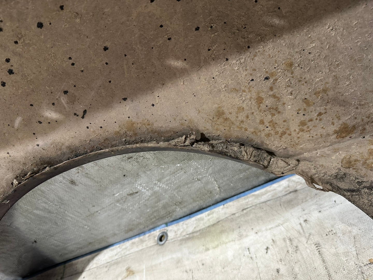 fender left front AUDI 80 B4 sedan k:LZ3T