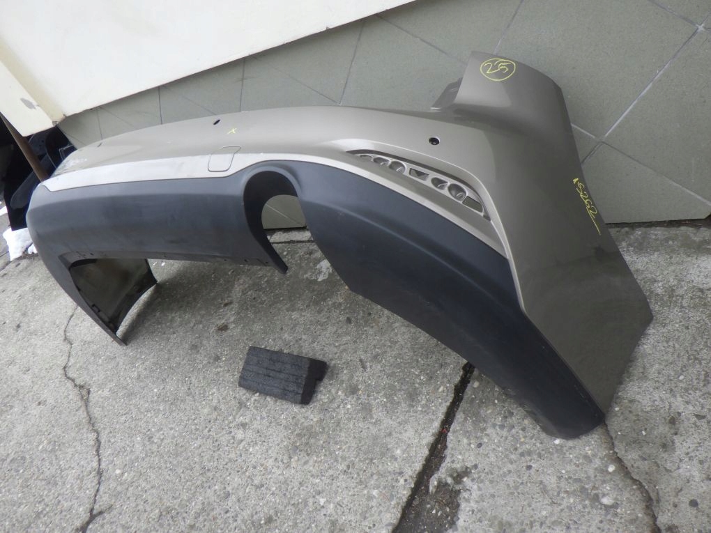 FORD FOCUS MK4 IV KOMBI 18- Stoßstange hinten