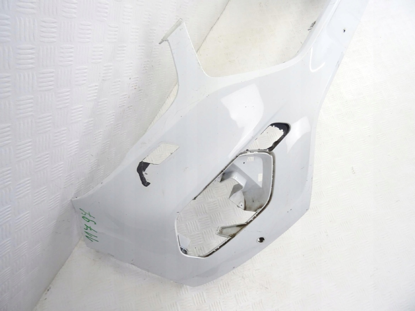 Ford Kuga MK2 LIFT ST LINE bumper front