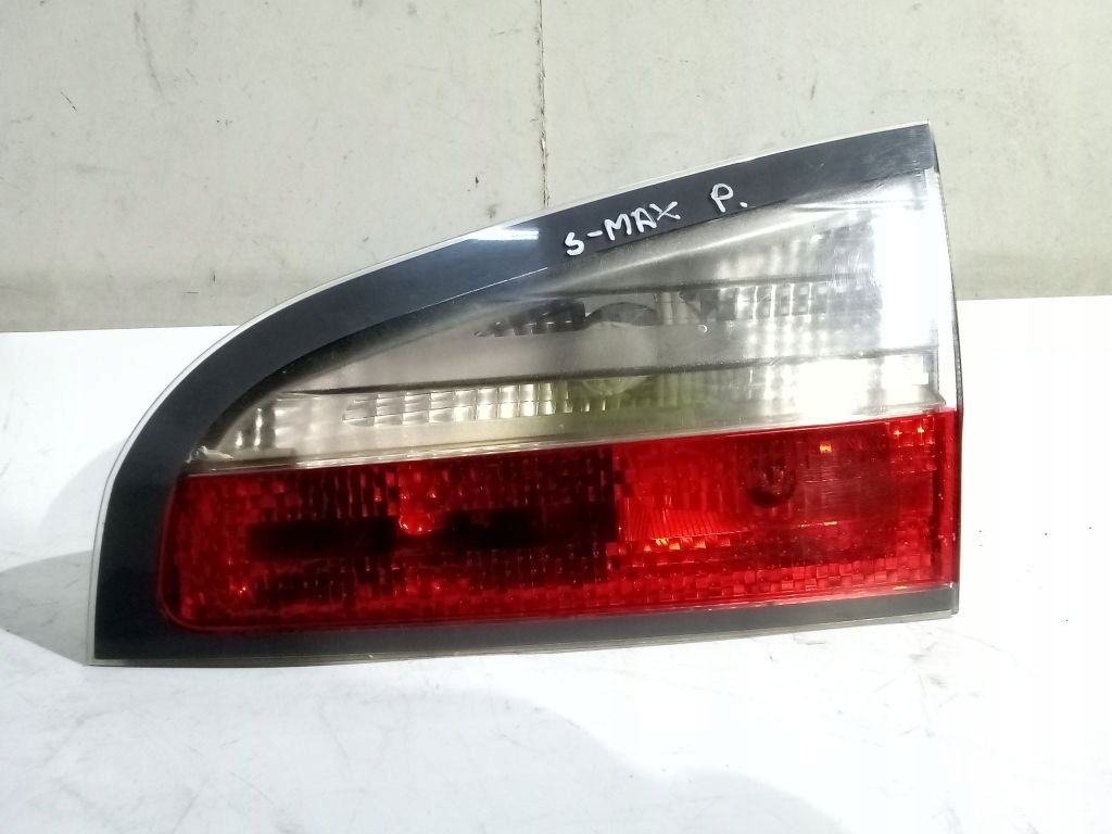 Ford S-max S max MK1 light right rear part rear to the bonnet