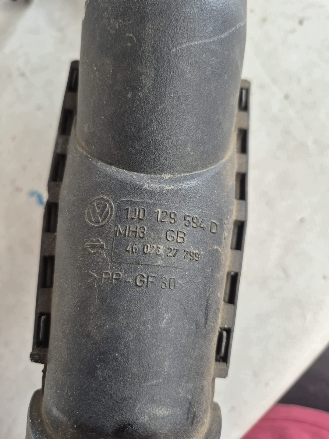VW POLO IV 9N3 wiring air pipe 1J0129594D