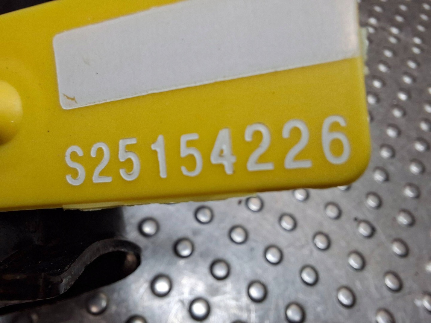 shock absorber right front KIA NIRO and 16-22 54661-G5200