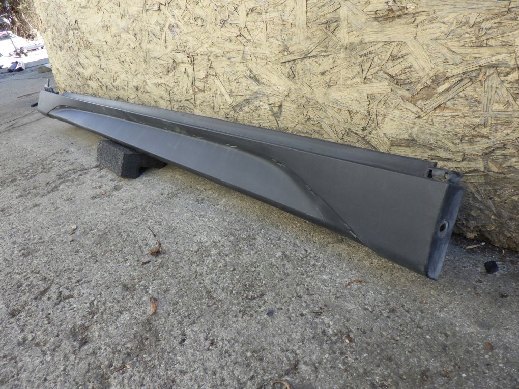 BMW X1 F48 SPORT LINE X LINE moulding threshold threshold left