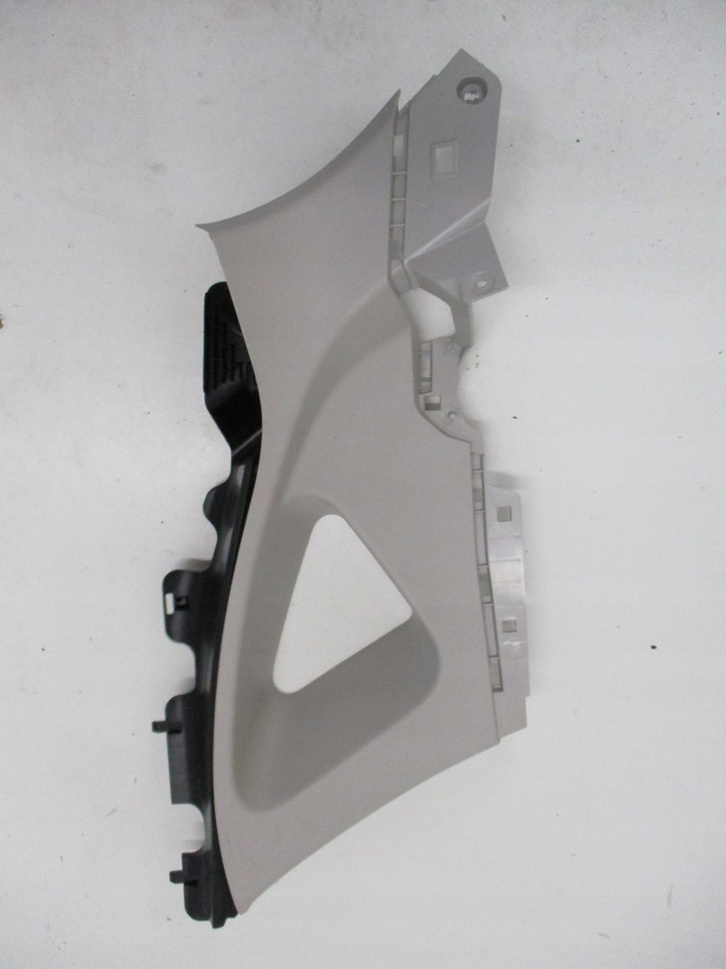 cover plastic for pillar RENAULT CAPTUR II 19R