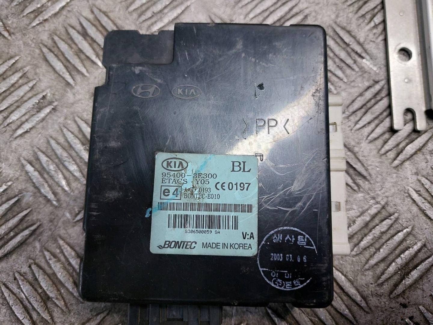 Montaggio STARTOWY KIA SORENTO e 2.5 CRDI 39100-4A720 95400-3E300