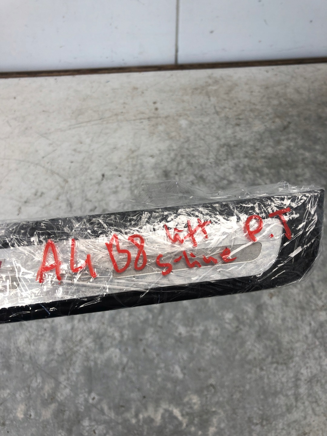 moulding threshold right rear part S-LINE AUDI A4 B8 LIFT