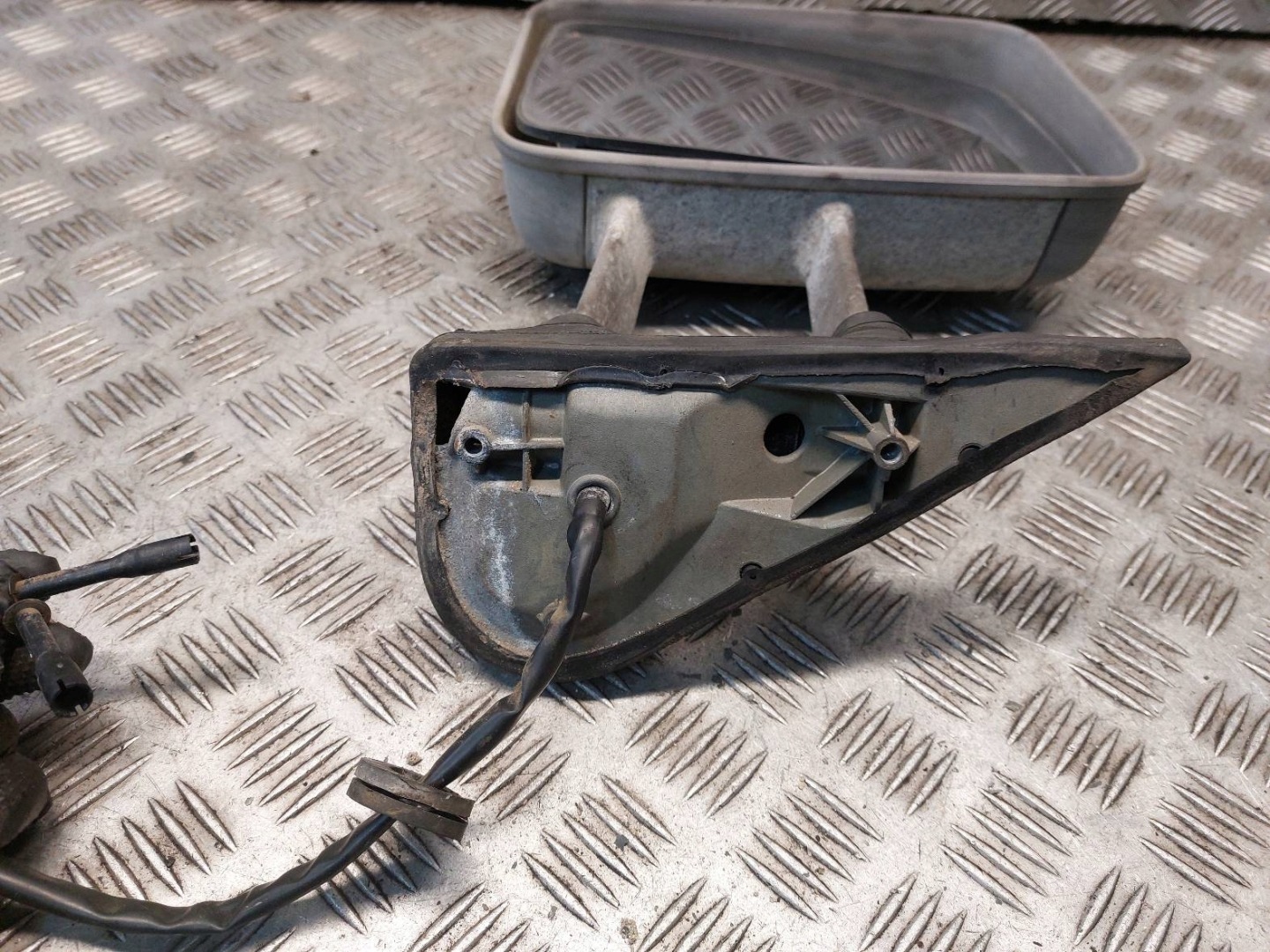 mirror left electrics IVECO DAILY II LIFT