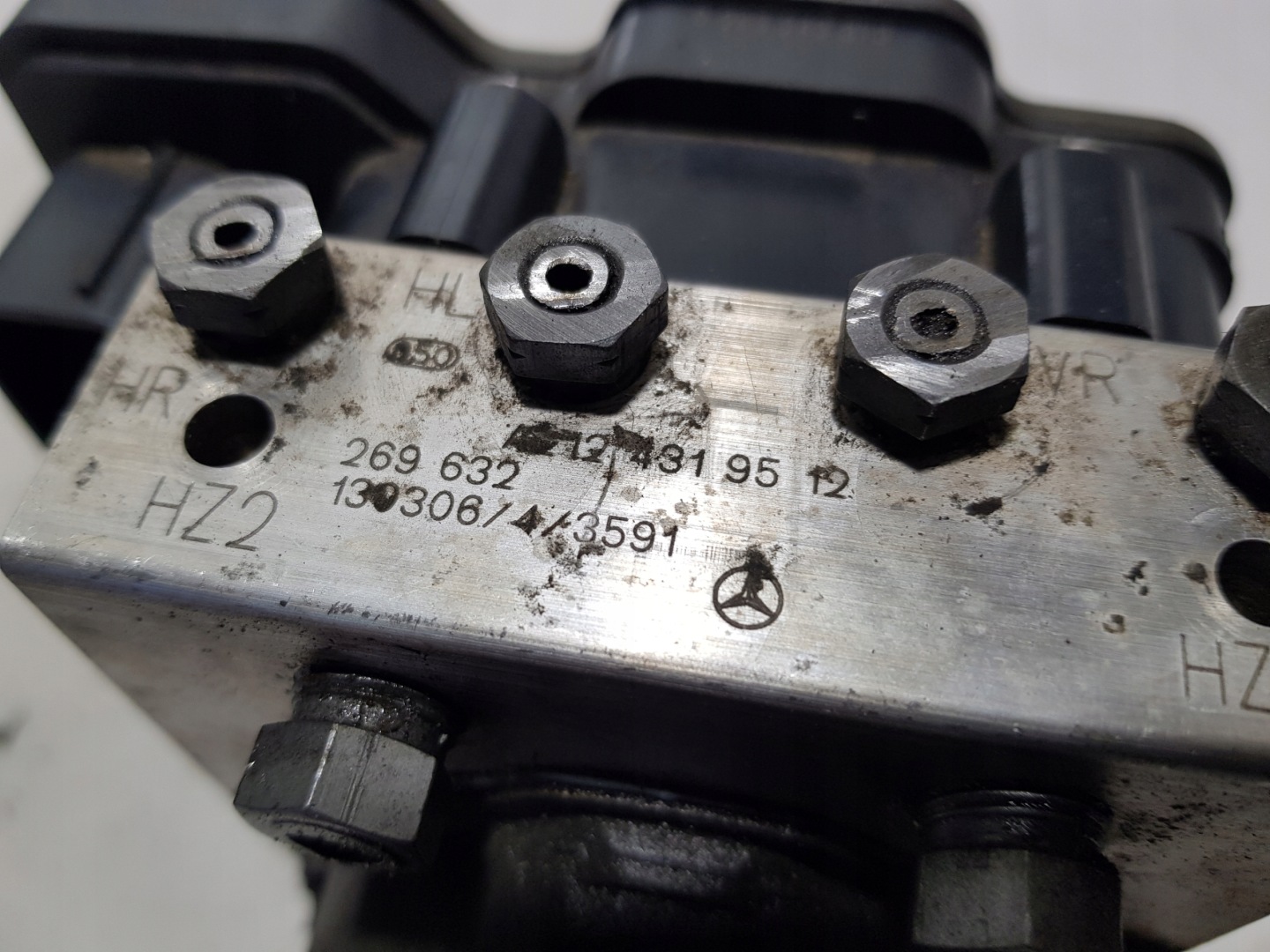 Pompa ABS MERCEDES W212 W207 2124319512