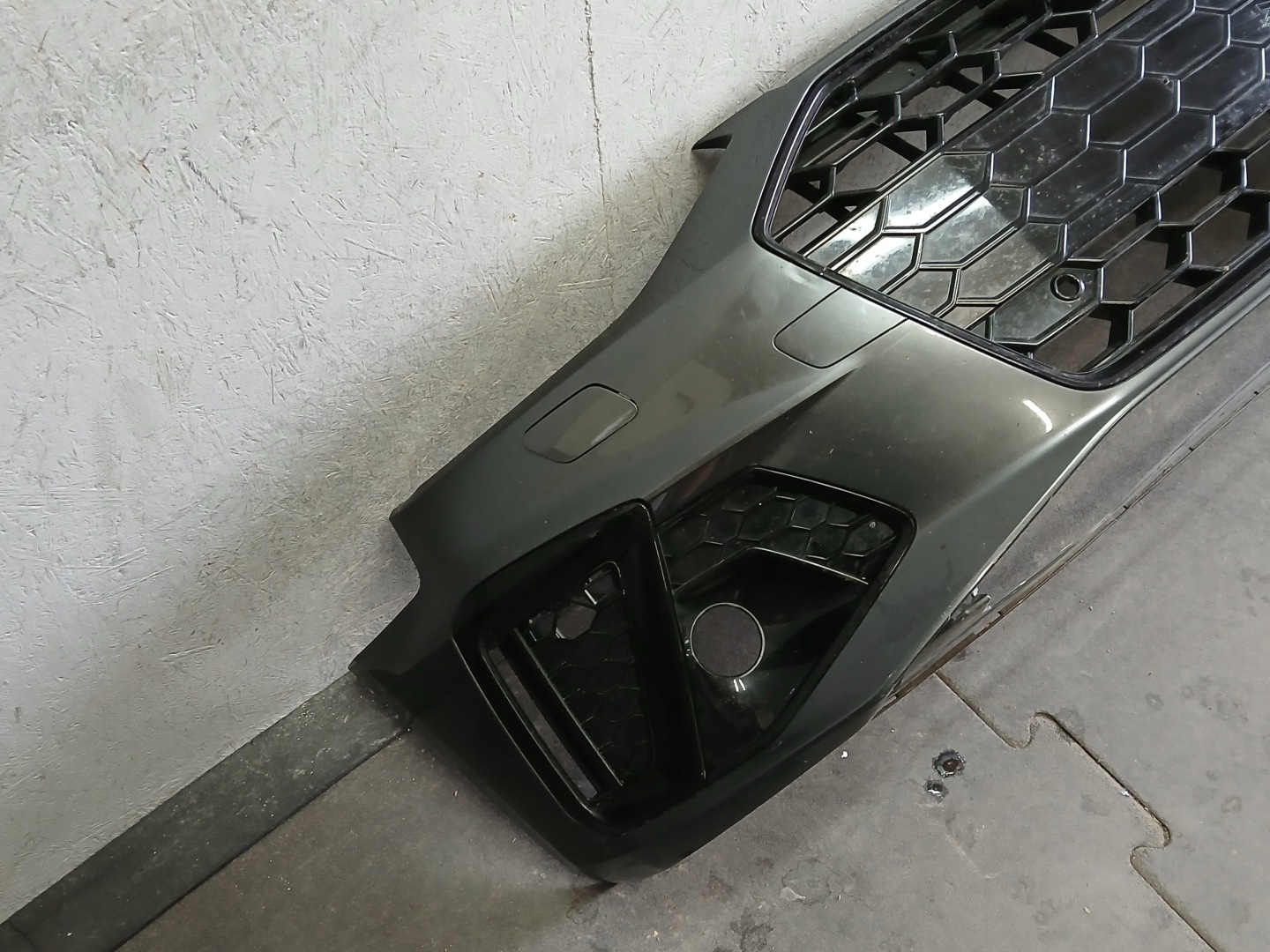 bumper front AUDI A4 8W0 B9 S LINE LIFT 19