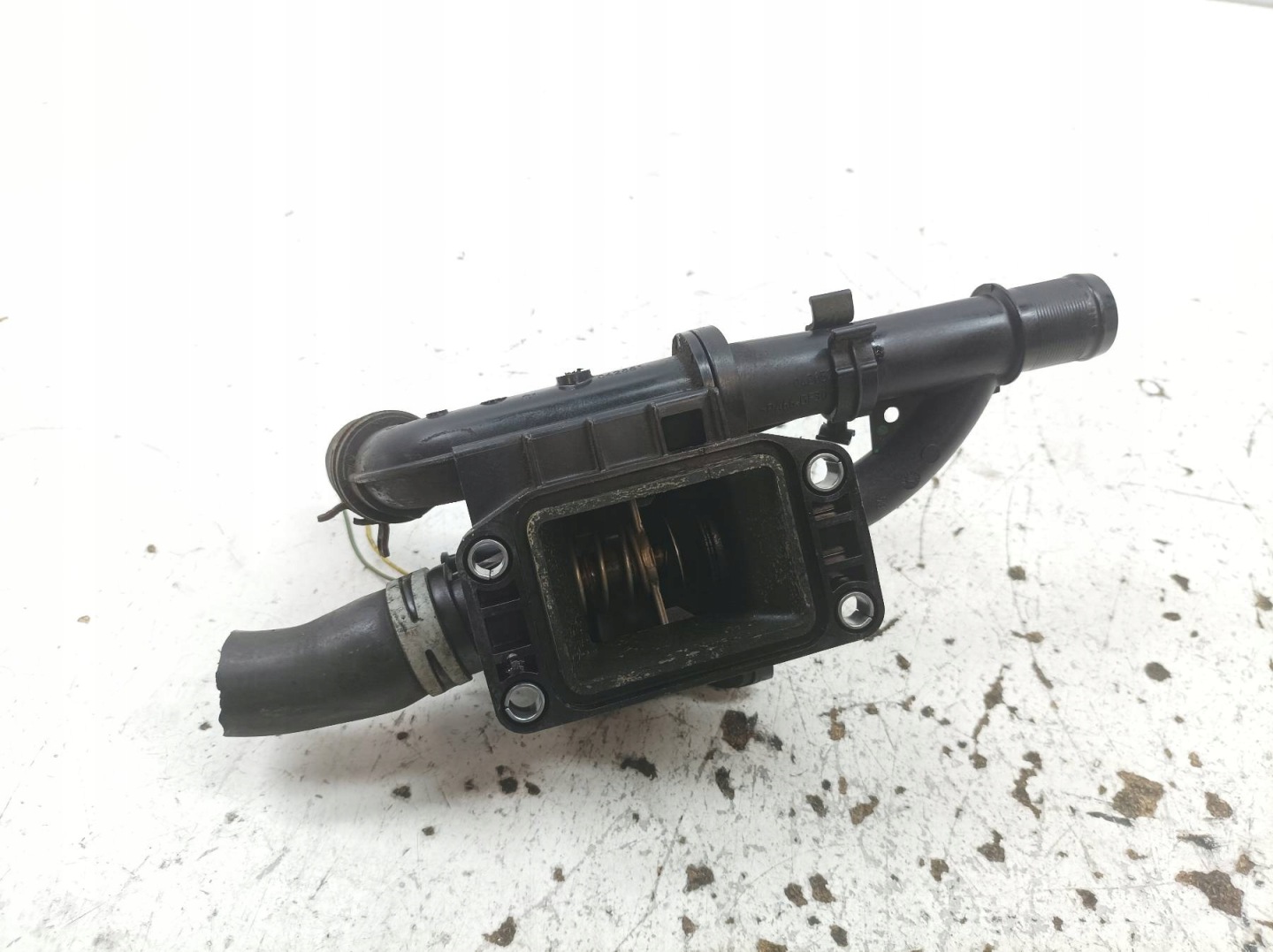 Scatola termostato 9820023280 1.5 TDCI ECOBLUE Ford Transit Connect II