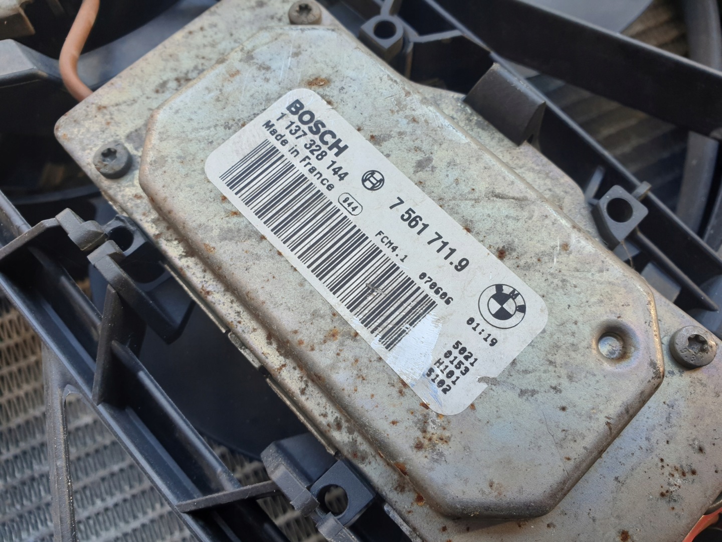 radiatore VENTOLA Radiatore / Raffreddatore BMW 3 E90 E91 E92 E93 320i 2005