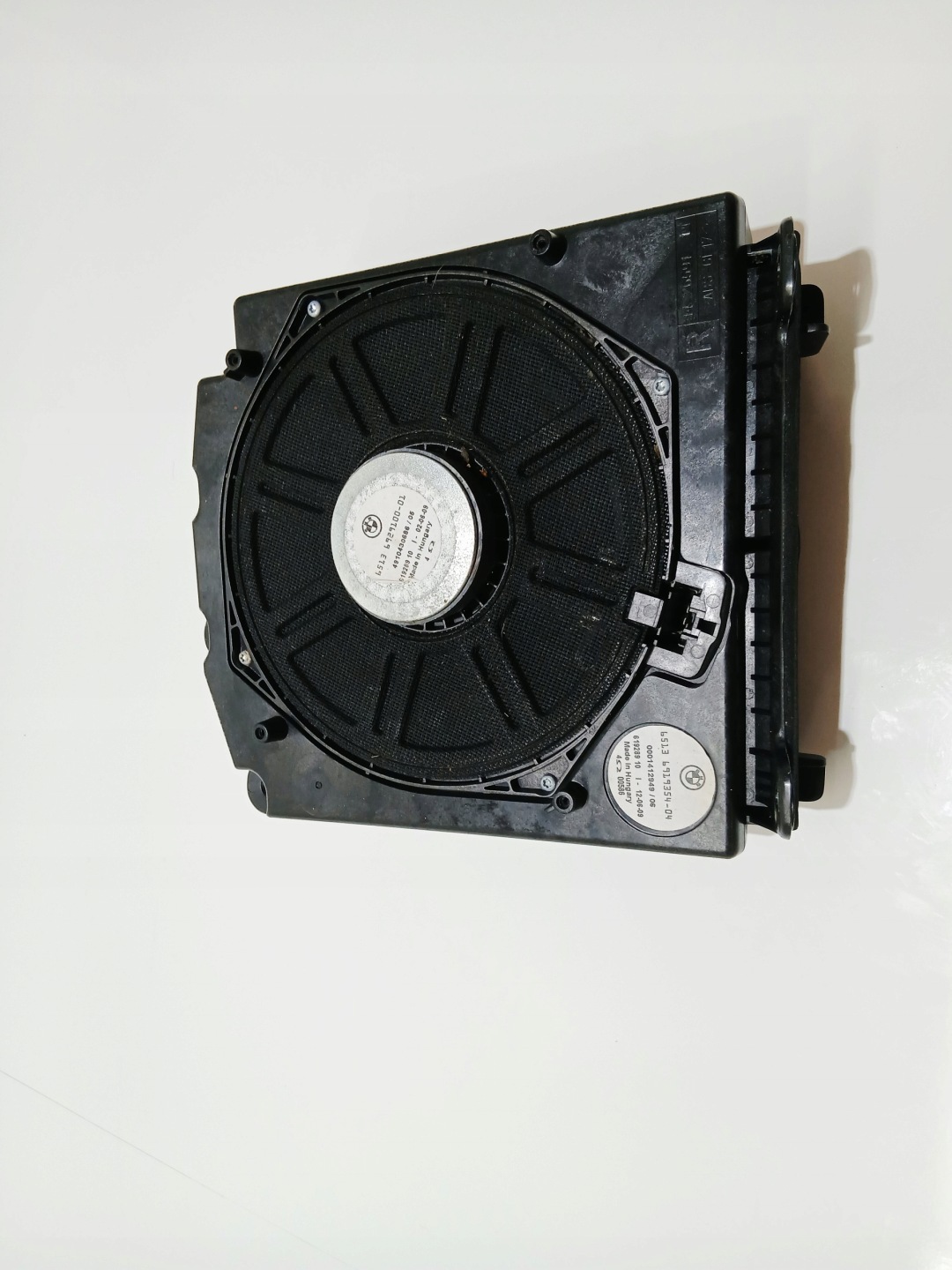 speaker SUBWOOFER right BMW 5 E60 E61 6919354 6929100 (0000891)