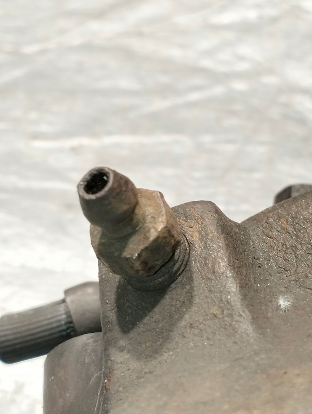 caliper brake right front AUDI A3 8L 97r 1.6B
