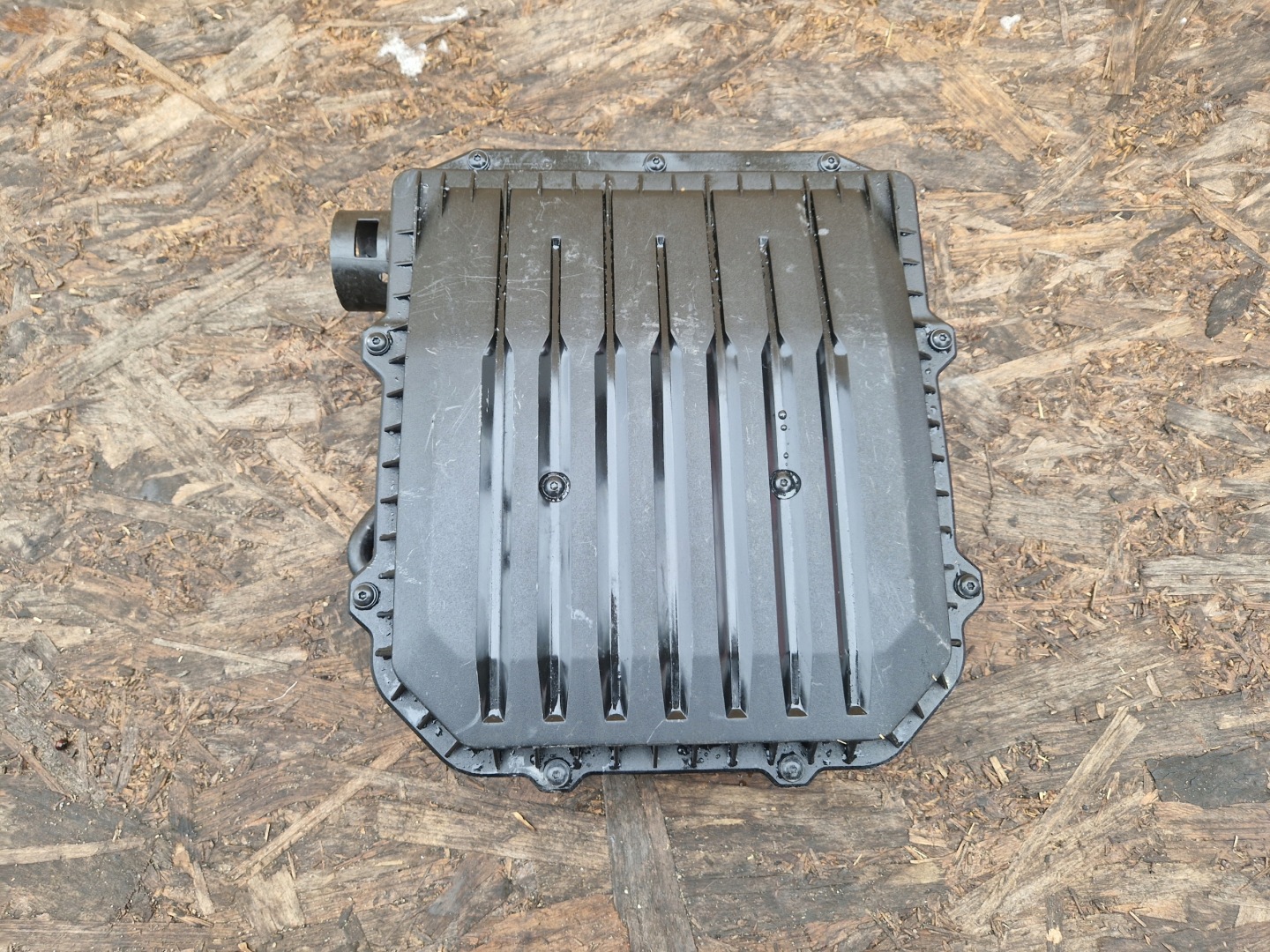Gehäuse filter luft VW POLO 1.0MPI 04C129620E 04C129611P