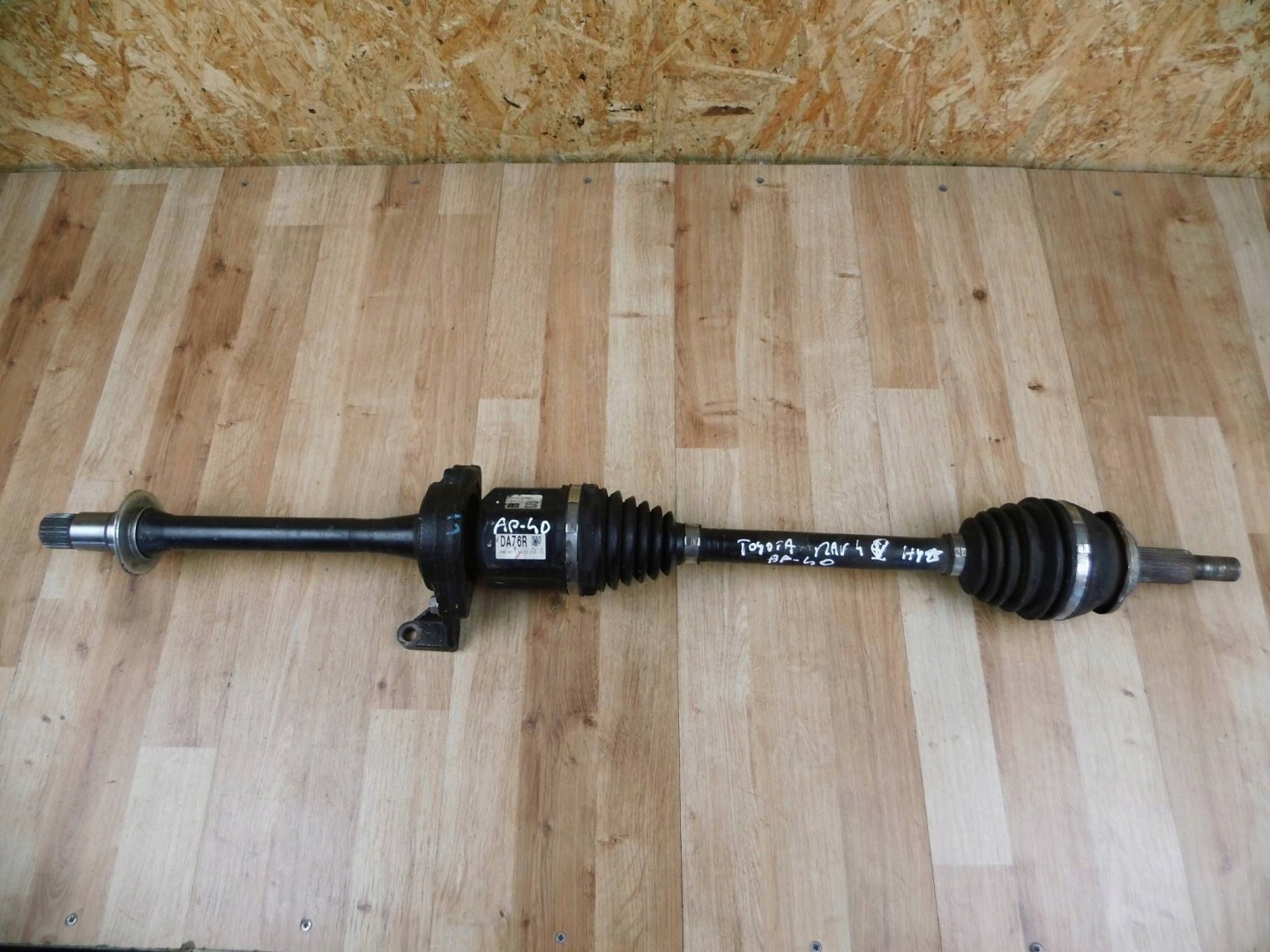 Toyota RAV4 V 2018+ 2.5 HYBRID 4WD AUTO semi-axis right front DA76R