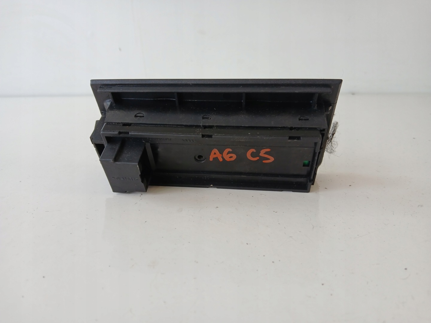AUDI A6 C5 PANEL Vitre Gauche Avant