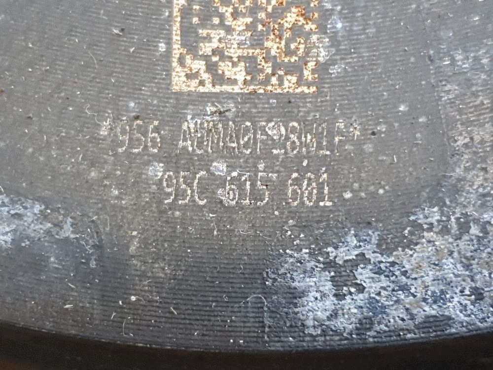 Audi Q6 e-tron disques frein arrière 95C615601