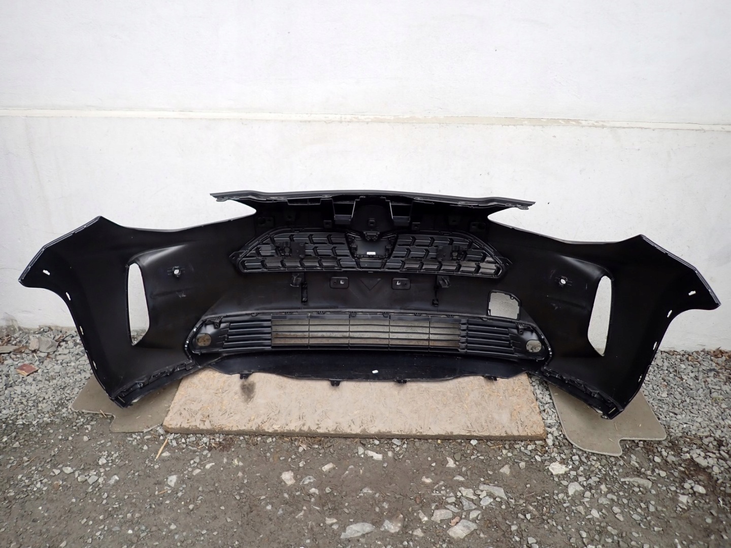 bumper front front TOYOTA YARIS CROSS MXP 2020- 52119-0DC20