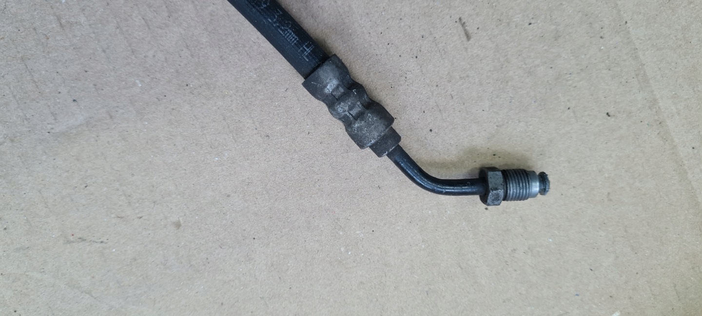 A4 B9 wiring of a caliper left front brake