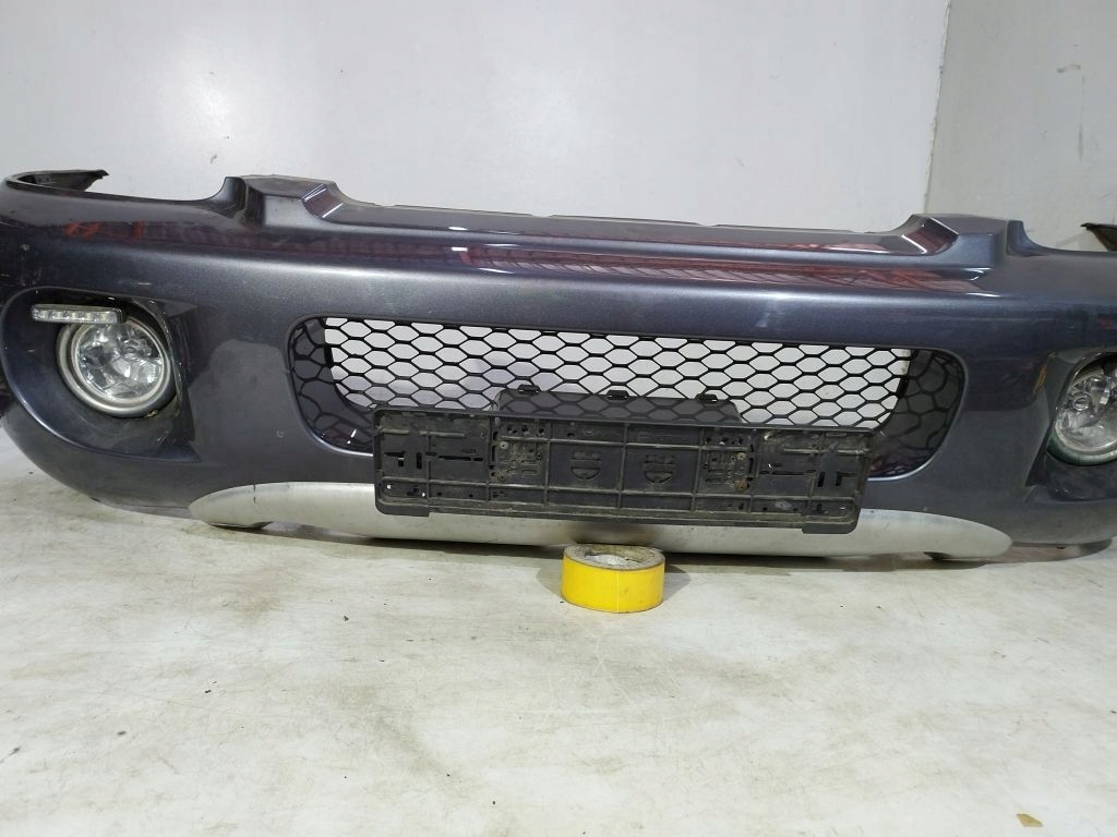 Hyundai Santa Fe and bumper front front