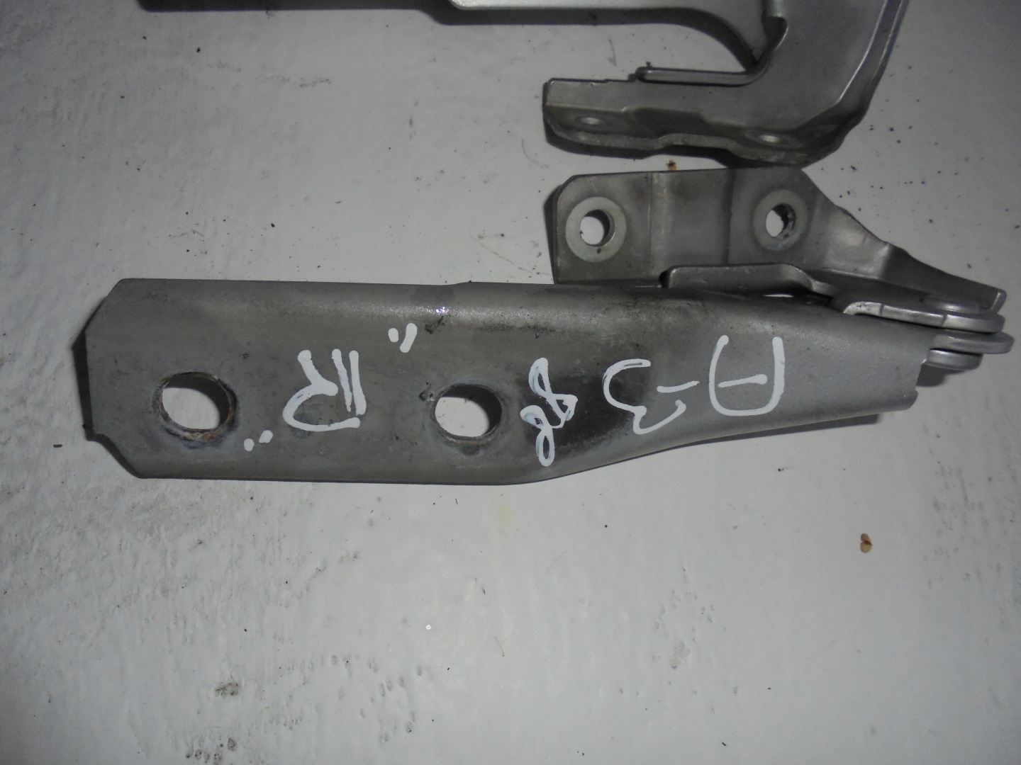 AUDI A3 8P hinge bonnet hinges right left