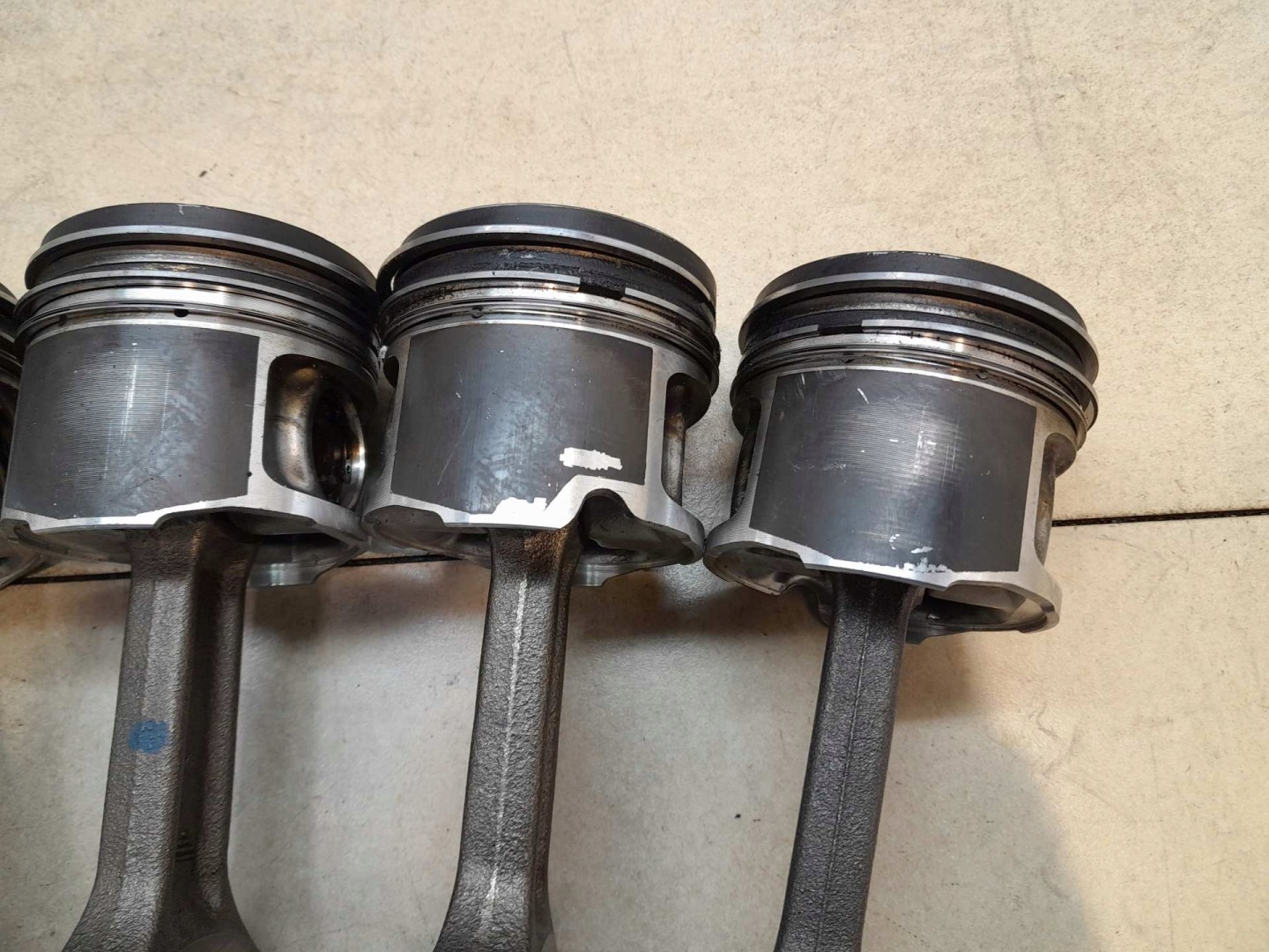piston connecting rod FIAT STILO 1.9 JTD 09.42