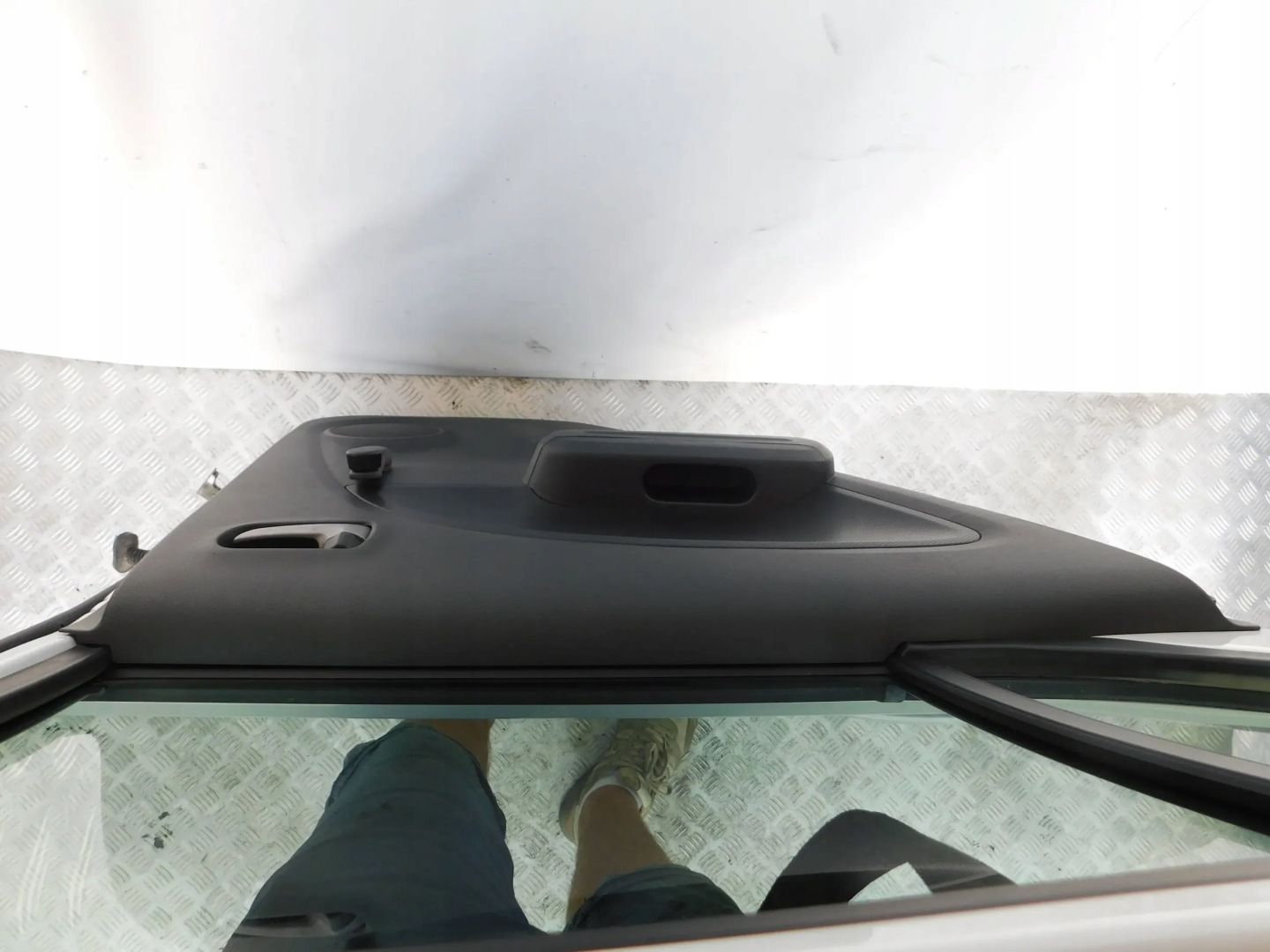 door rear part rear. left SUZUKI SPLASH