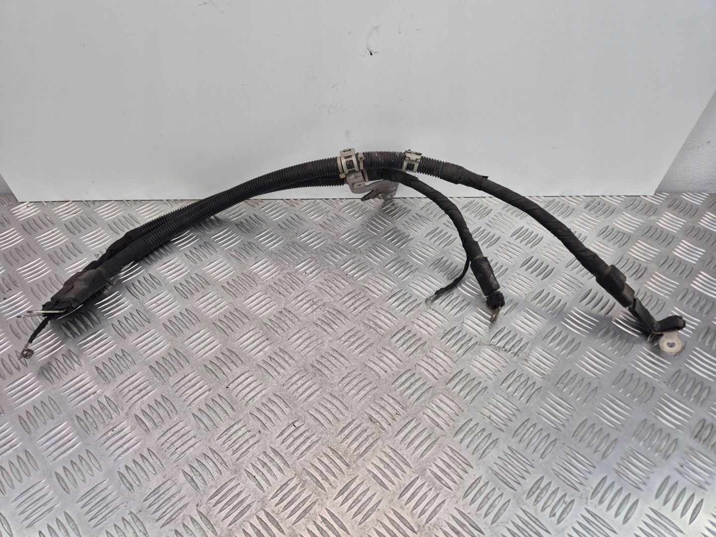 Mercedes C180 CGI W205 bundle przewodow A0025463335
