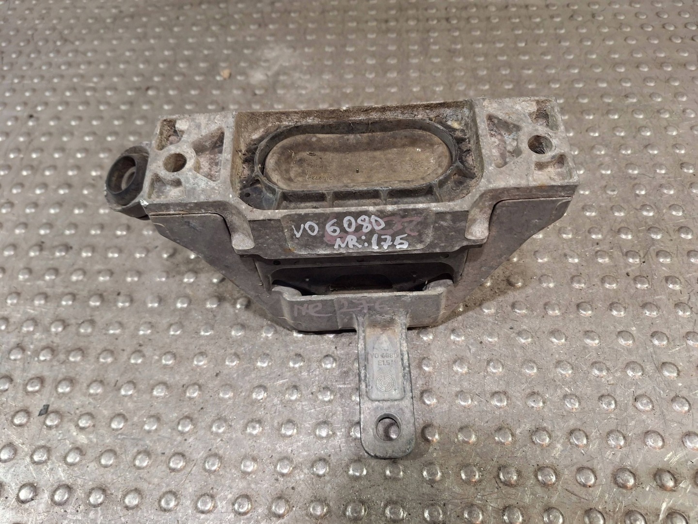 holder engine mount 13227717 OPEL INSIGNIA A 2.0 CDTI 08