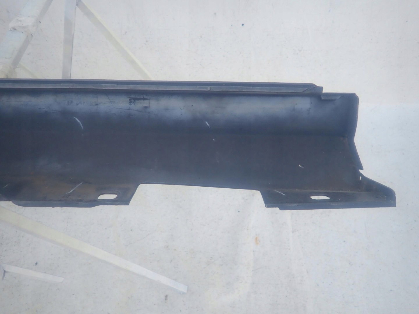 MERCEDES C-KLASA W204 threshold moulding threshold right