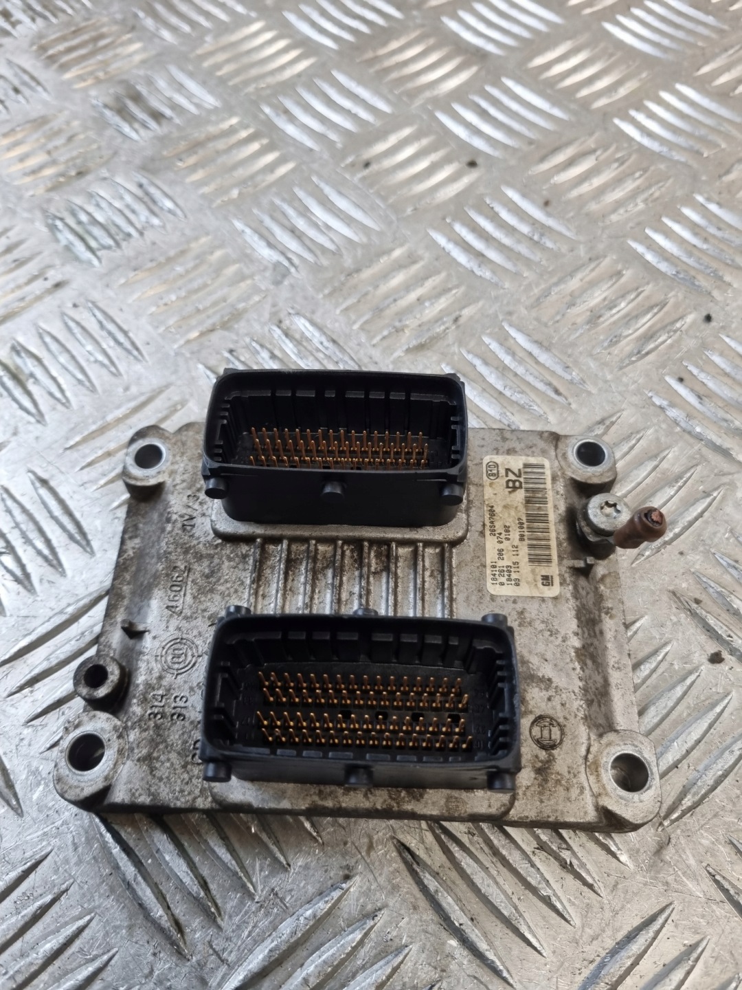 vezerlő egység motor OPEL CORSA C 1.2B