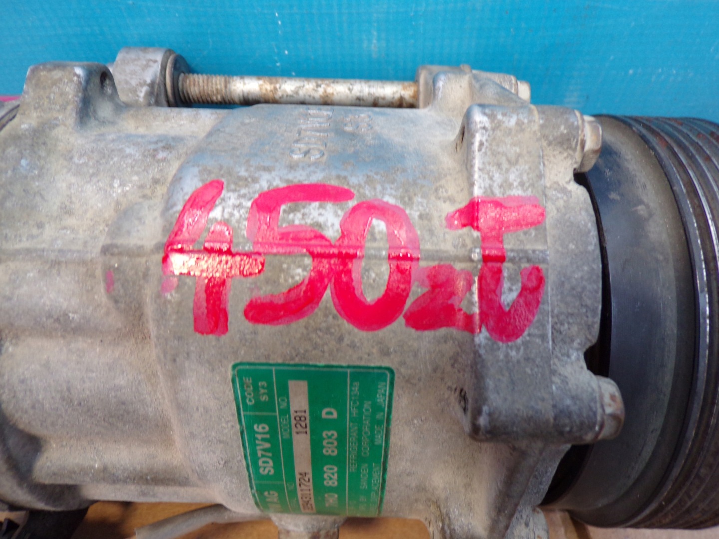 VW T5 TRANSPORTER 1.9 TDI 04- compressor compressor; of the air conditioning