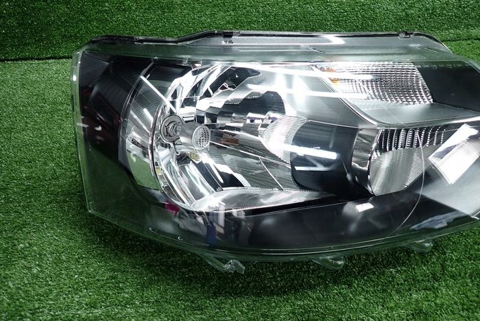 VW T5 10-15 reflektor right light right