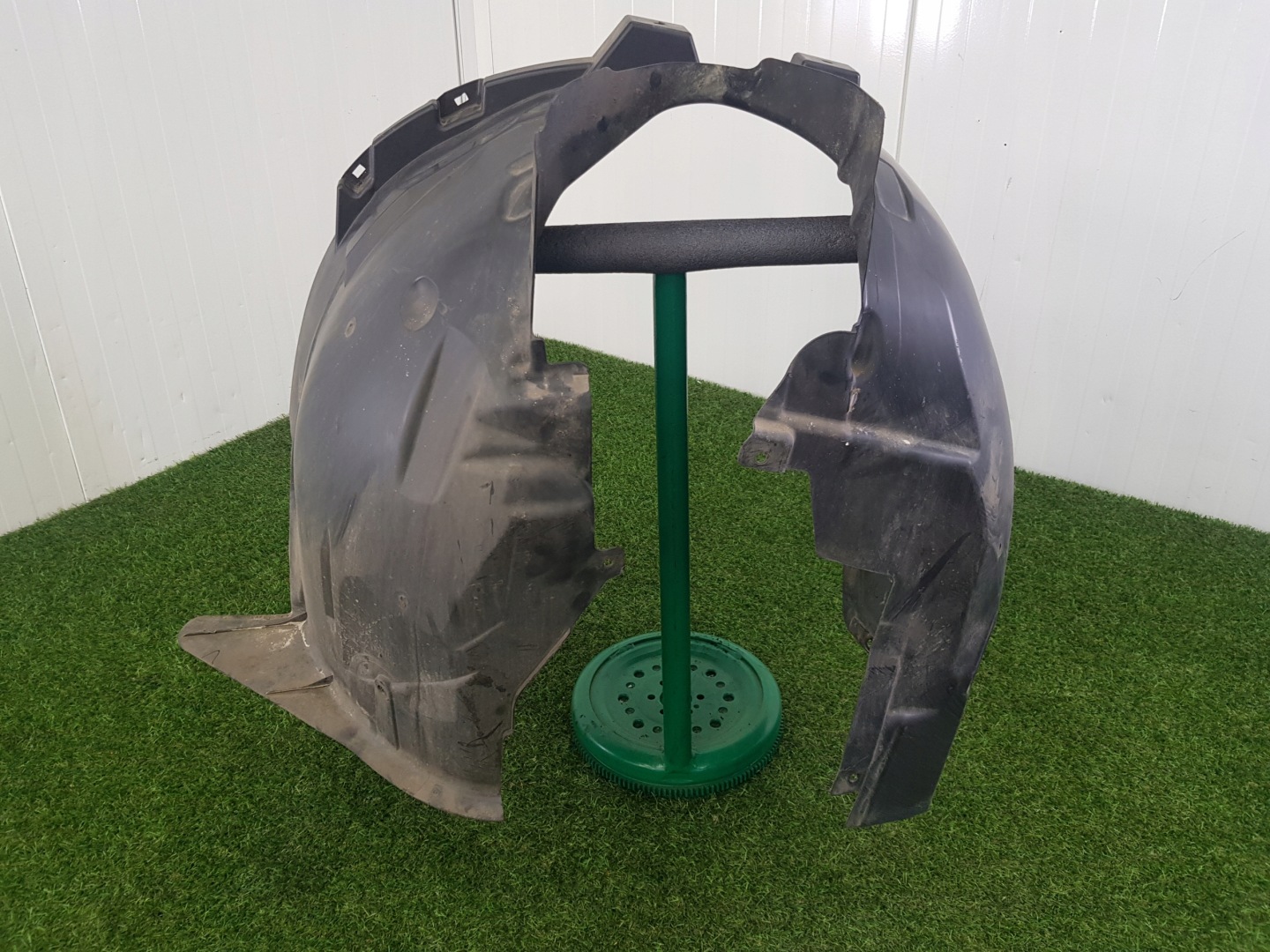 mudguard left front VOLVO XC90 II 2019 31457218