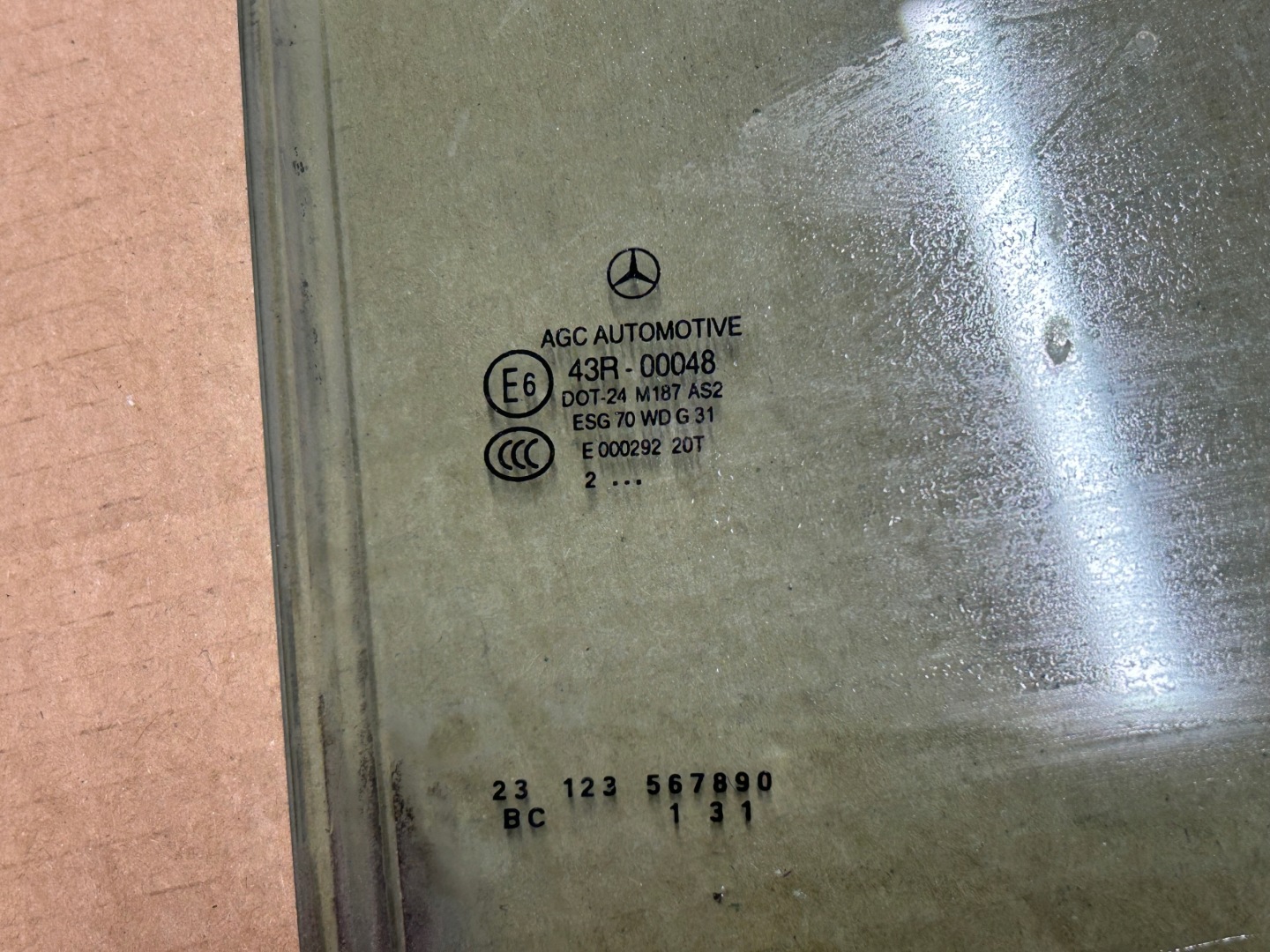 MERCEDES W176 window door right rear part