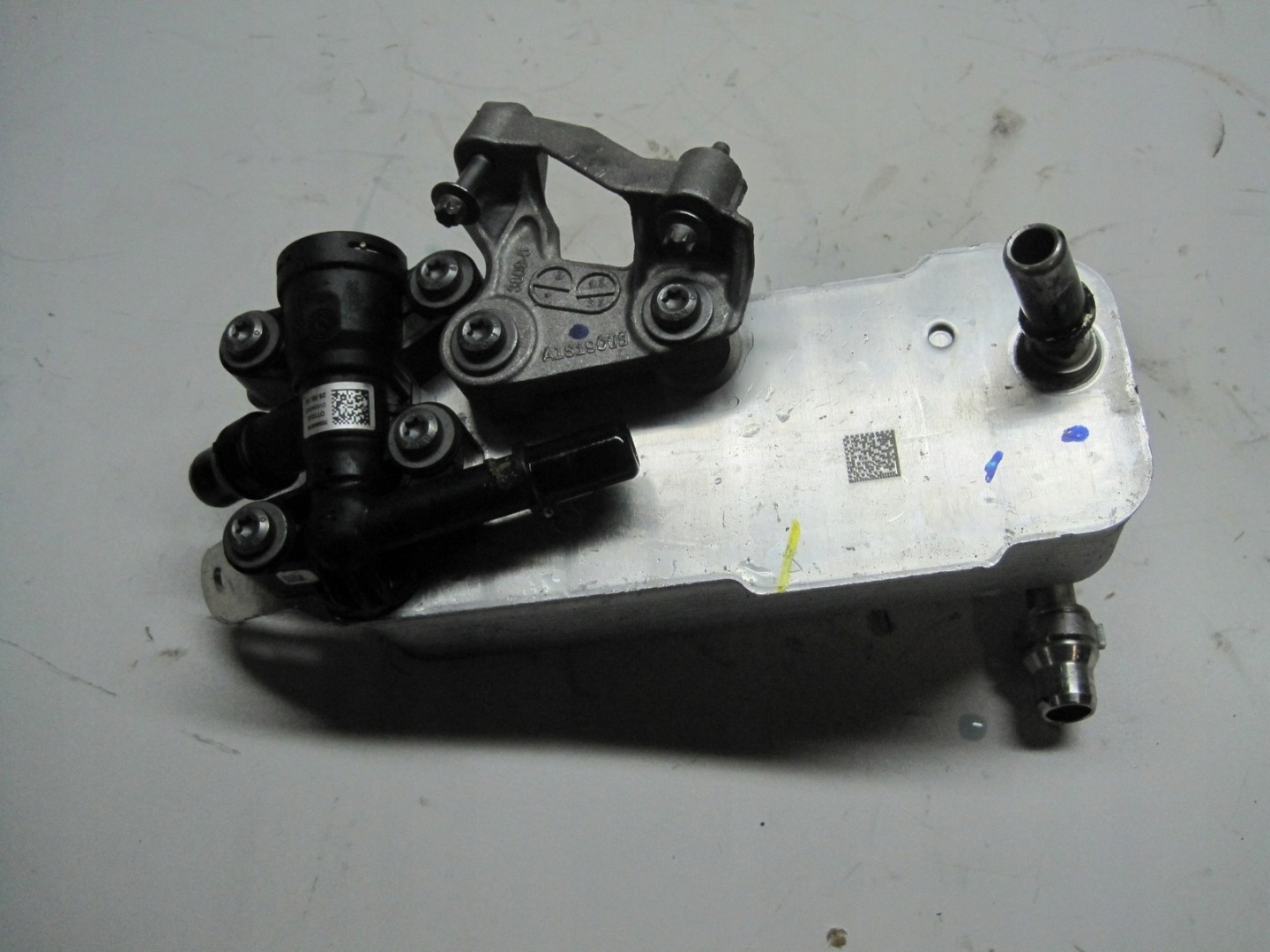 oil cooler BMW X3 G01 2,0D 8514515