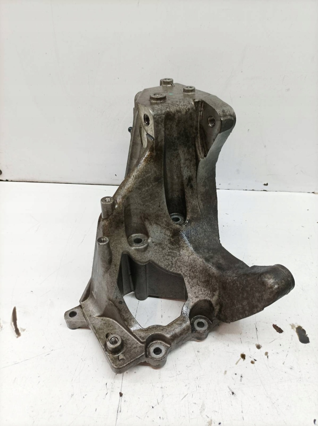 Support Pompe d’injection 55574721 2.0 CDTI Opel Insignia et A