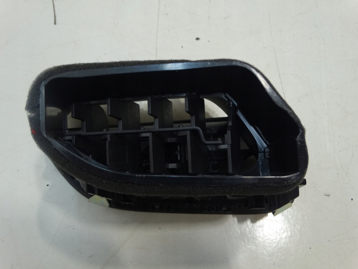 grid air conditioning devices left front OPEL CORSA F 2019R.- 39198538