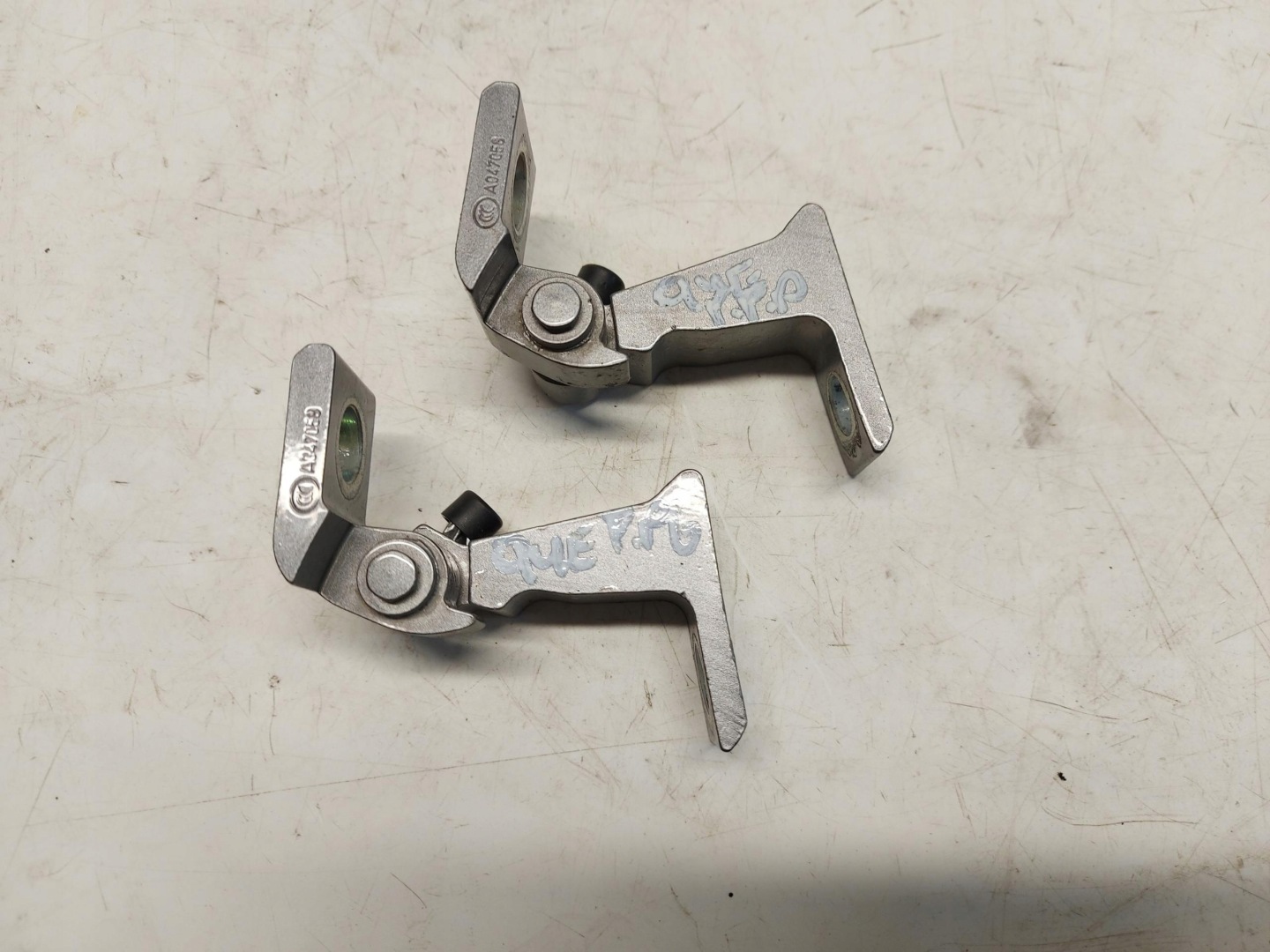 Audi Q4 E-TRON 89A 89E hinge door right front GORA DOL