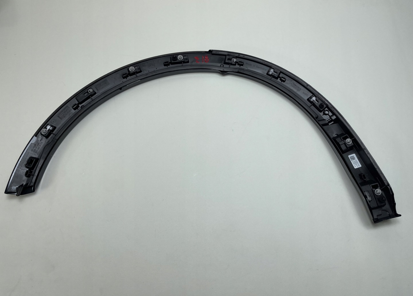 L18 AUDI Q6 E-TRON sinistra modanatura parafango posteriore 85H853817H