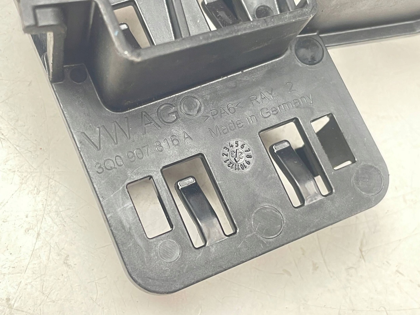 VW T-ROC Support plaque SONDY NOX 3Q0907816A !J