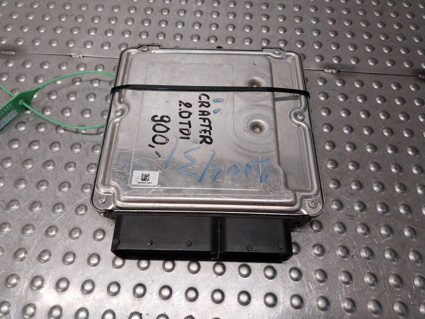 computer control unit of the engine 03L906012J 0281017658 VW CRAFTER 2.0TDI